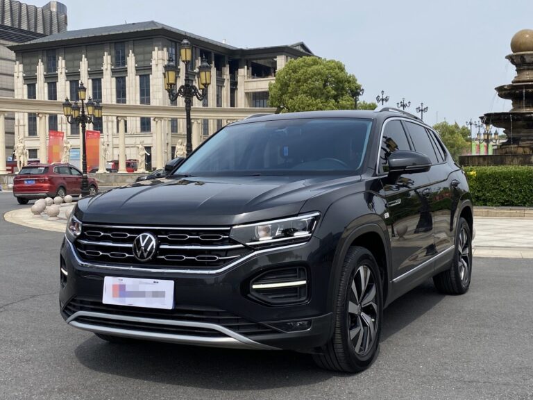Used 2022 Volkswagen Tayron, Manganese Black — car for export from China