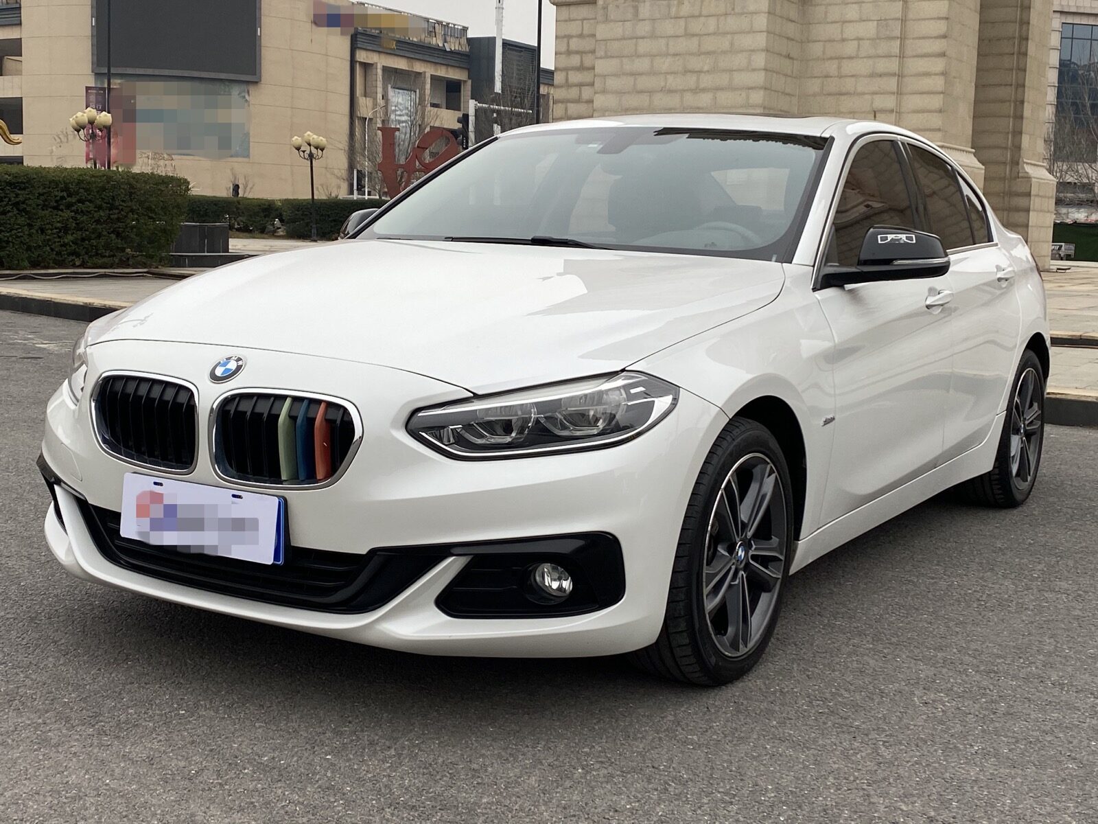 Used 2017 BMW 1 Series, Mineral White — car for export from China
